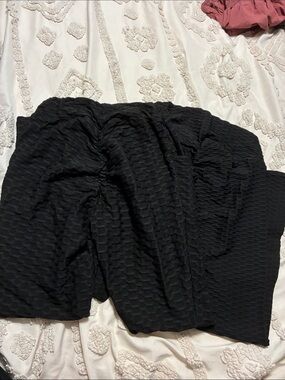 Black Textured High-Waist Leggings